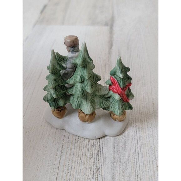 Ceramic Christmas tree chop pick man village accessory xmas - Picture 5 of 6